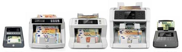 Safescan Geldscheinprüfer, Geldwaage und Geldzählmaschinen nebeneinander