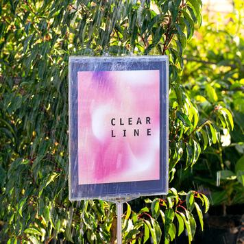 Portaposter “Clear Line”